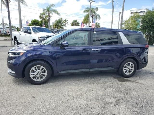 2024 Kia Carnival MPV LX Seat Package