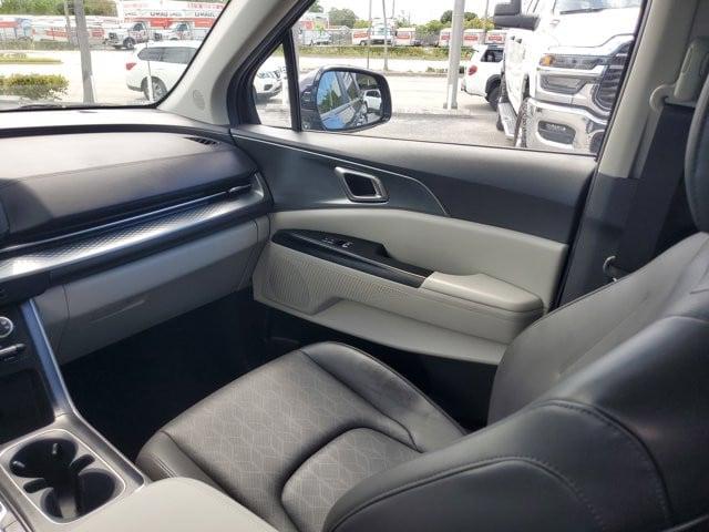 2024 Kia Carnival MPV LX Seat Package