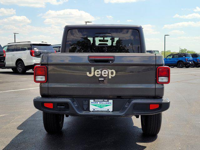 2023 Jeep Gladiator Overland