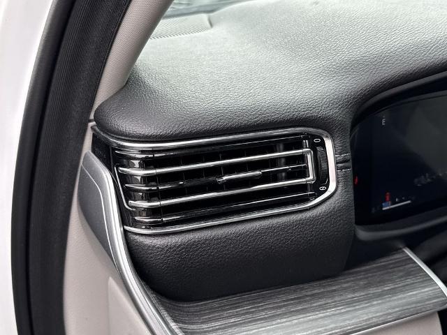 2024 Jeep Wagoneer Series II 4x2