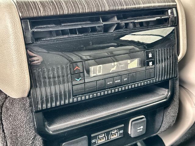 2024 Jeep Wagoneer Series II 4x2