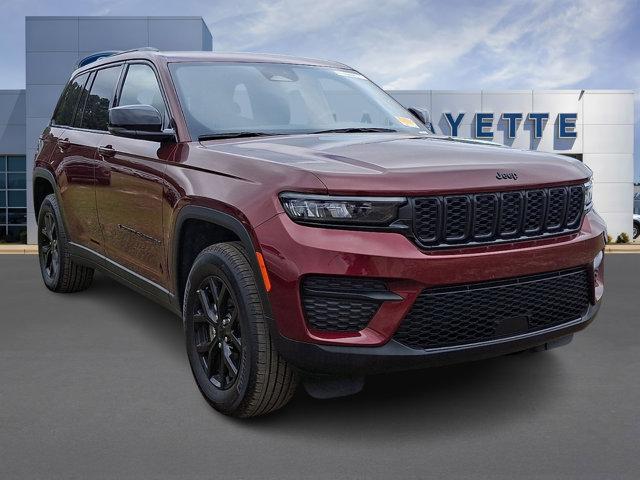 2025 Jeep Grand Cherokee Altitude 4x4 for sale in Fayetteville, NC