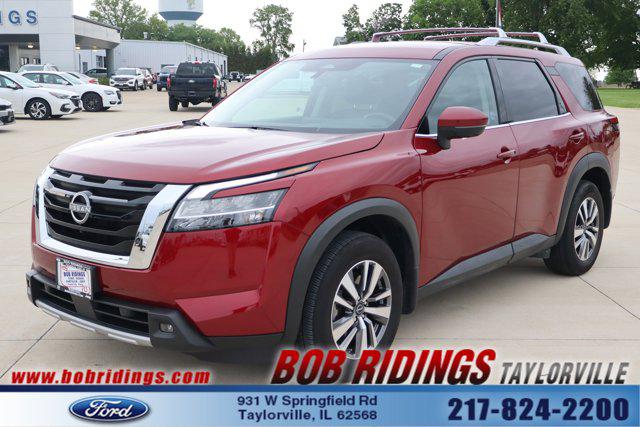 2023 Nissan Pathfinder SL 4WD for sale in Taylorville, IL