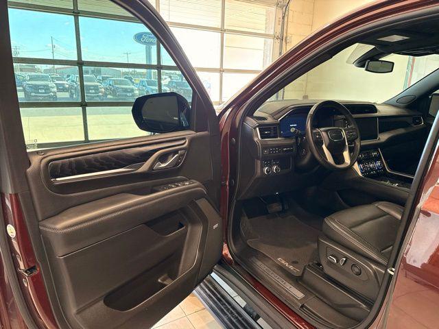 2022 GMC Yukon XL 4WD Denali