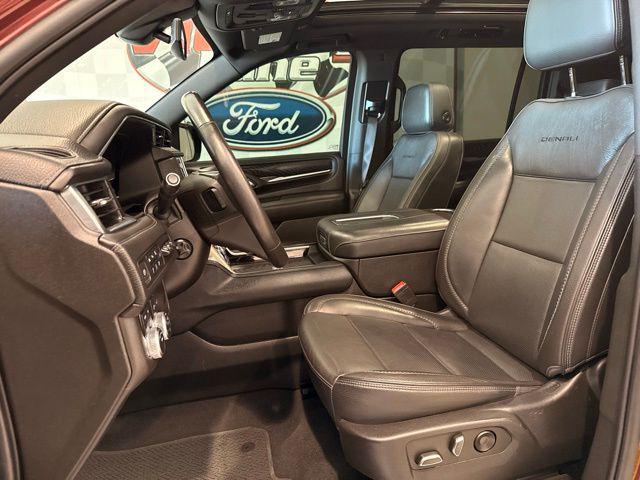 2022 GMC Yukon XL 4WD Denali