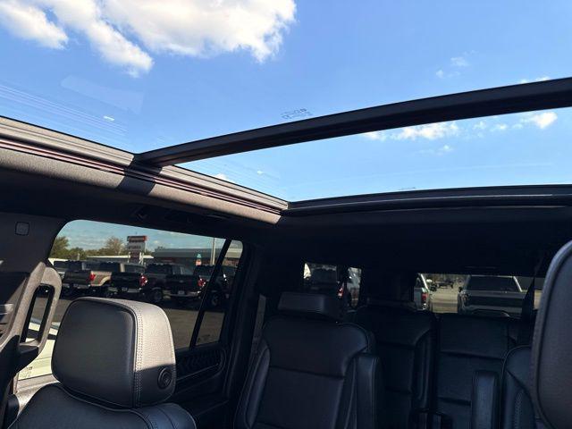 2022 GMC Yukon XL 4WD Denali