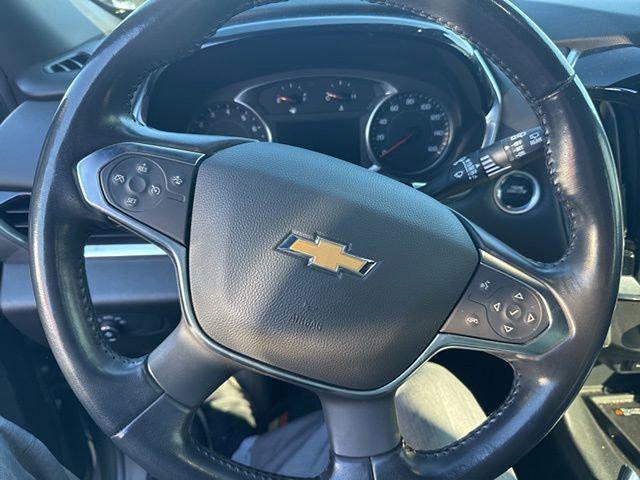 2022 Chevrolet Traverse AWD LT Cloth