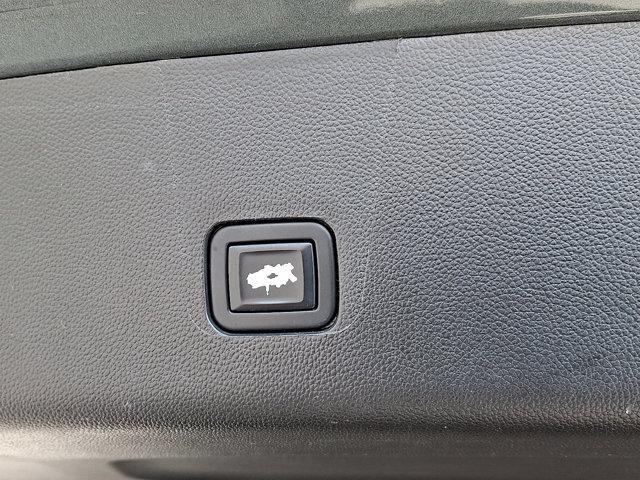 2022 Chevrolet Traverse AWD LT Cloth