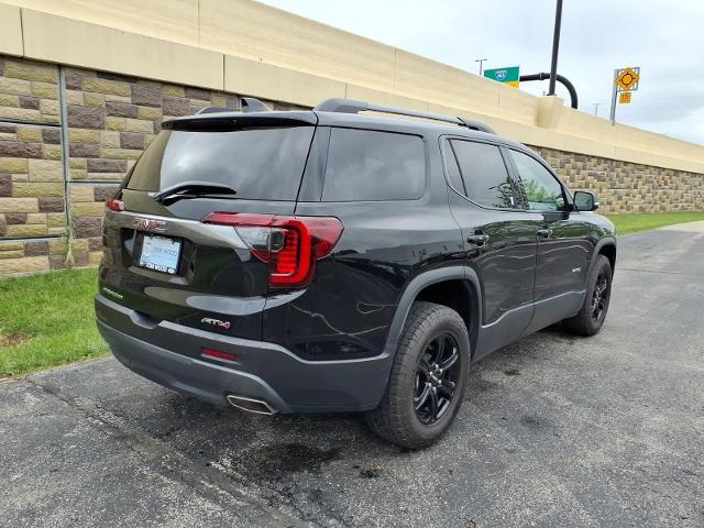 2023 GMC Acadia AWD AT4