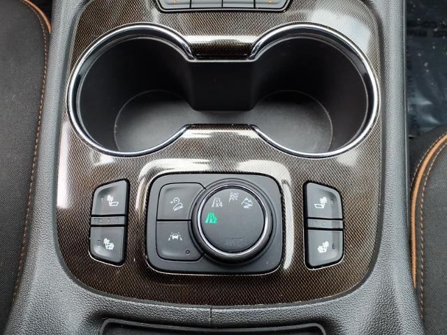 2023 GMC Acadia AWD AT4
