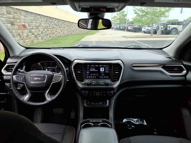 2023 GMC Acadia AWD AT4