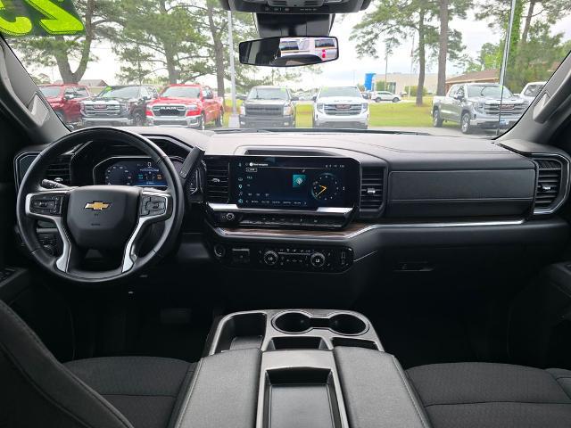 2025 Chevrolet Silverado 1500 4WD Crew Cab Standard Bed LT