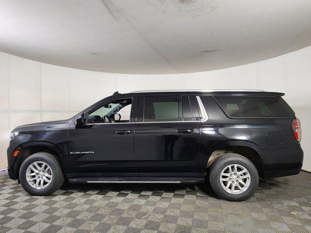 2024 Chevrolet Suburban 4WD LT
