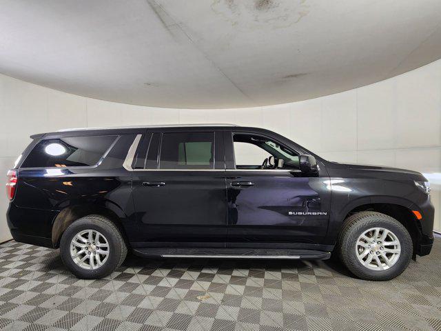 2024 Chevrolet Suburban 4WD LT