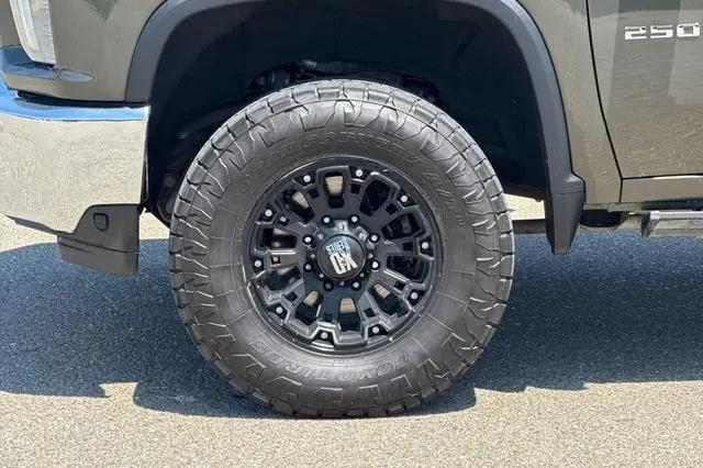 2022 Chevrolet Silverado 2500HD 4WD Crew Cab Long Bed LTZ