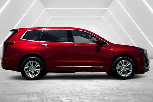 2025 Cadillac XT6 FWD Luxury