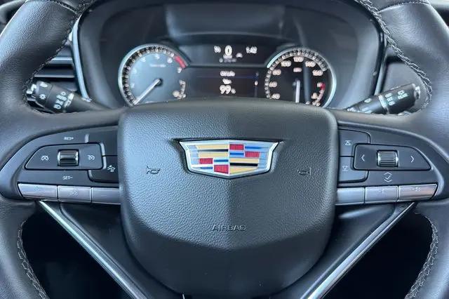 2025 Cadillac XT6 FWD Luxury