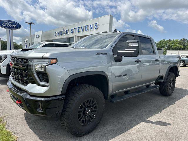 2024 Chevrolet Silverado 2500HD 4WD Crew Cab Standard Bed ZR2