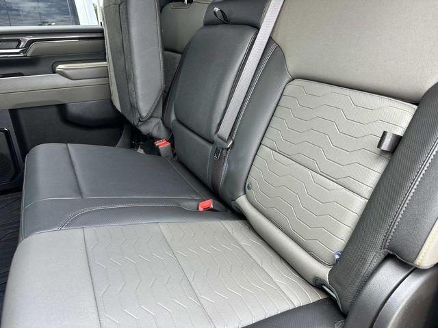 2024 Chevrolet Silverado 2500HD 4WD Crew Cab Standard Bed ZR2