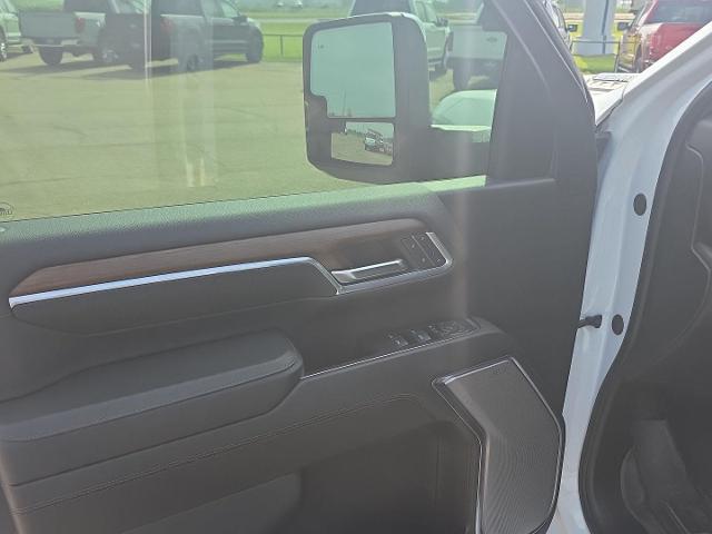 2024 Chevrolet Silverado 3500HD 4WD Crew Cab Long Bed High Country