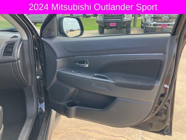 2024 Mitsubishi Outlander Sport Unknown