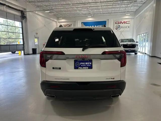 2023 GMC Acadia AWD AT4