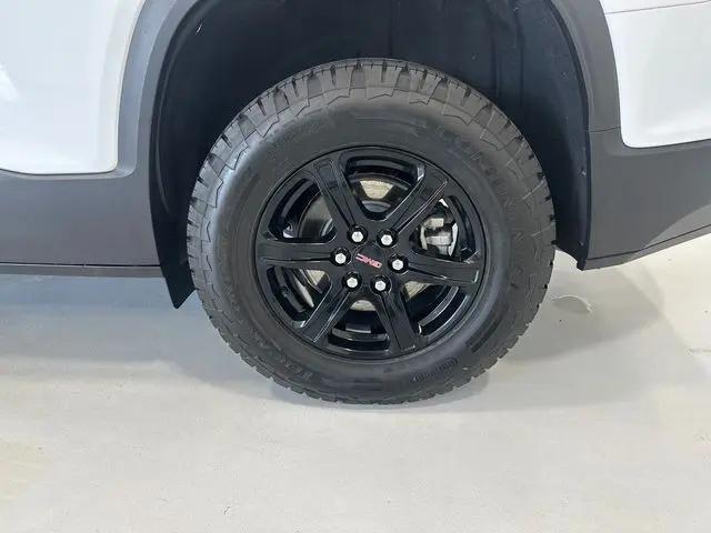 2023 GMC Acadia AWD AT4