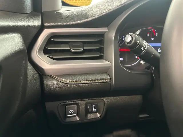 2023 GMC Acadia AWD AT4
