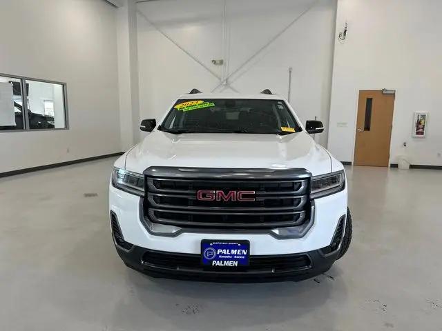 2023 GMC Acadia AWD AT4