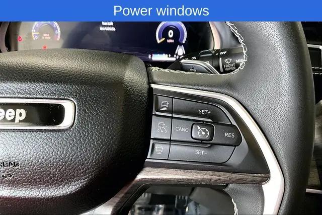 2023 Jeep Grand Cherokee L Limited 4x4