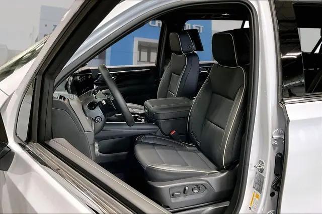 2026 Chevrolet Suburban Premier, 4WD