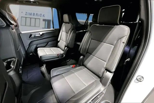 2026 Chevrolet Suburban Premier, 4WD