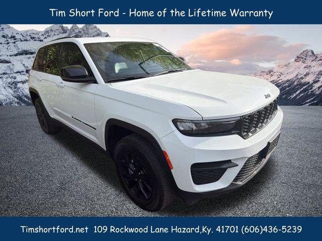 2025 Jeep Grand Cherokee Altitude 4x4