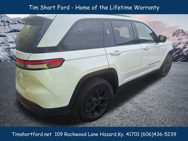 2025 Jeep Grand Cherokee Altitude 4x4