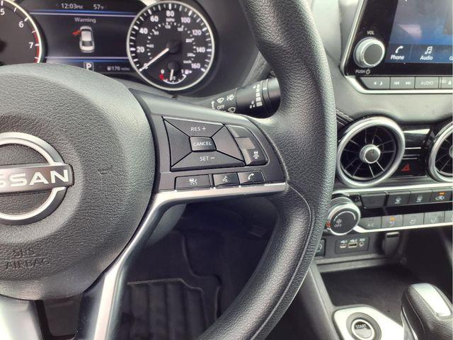 2024 Nissan Sentra SV Xtronic CVT
