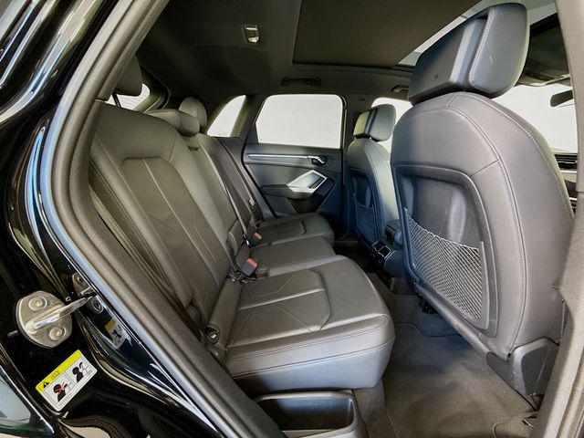 2024 Audi Q3 Premium 45 TFSI S line quattro Tiptronic