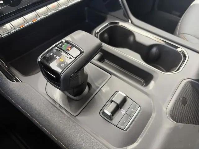 2026 GMC Sierra 1500 Crew Cab, Short Bed, AT4, 4WD