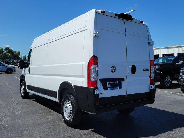 2025 Ram ProMaster 2500 Cargo Van Tradesman High Roof 159" WB w/Pass Seat