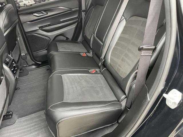 2025 Jeep Grand Cherokee Altitude 4x4