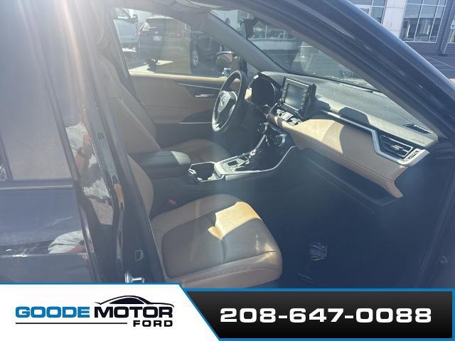 2021 Toyota RAV4 XLE Premium