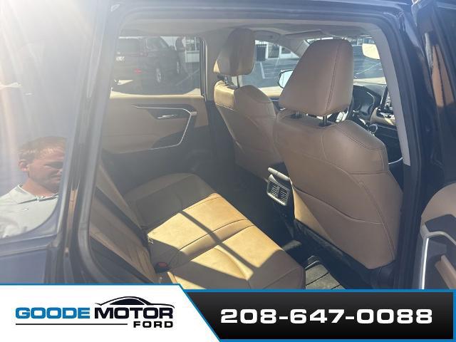 2021 Toyota RAV4 XLE Premium
