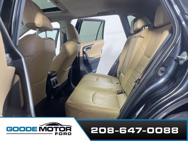 2021 Toyota RAV4 XLE Premium