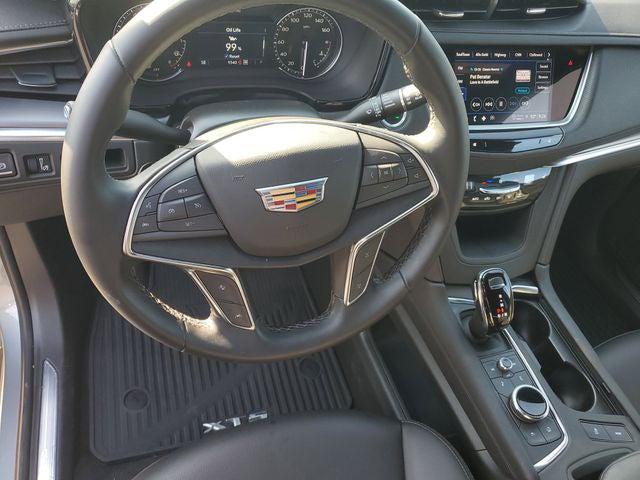 2025 Cadillac XT5 AWD Luxury