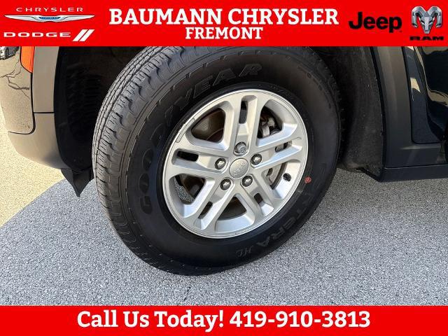 2023 Jeep Grand Cherokee Laredo 4x4