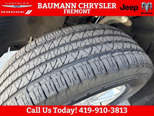 2023 Jeep Grand Cherokee Laredo 4x4