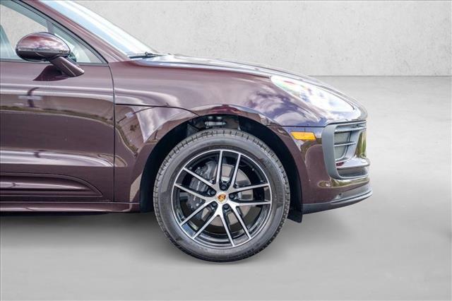 2026 Porsche Macan AWD