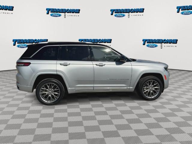 2023 Jeep Grand Cherokee Summit 4x2