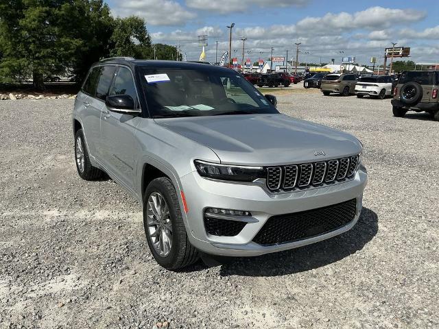 2023 Jeep Grand Cherokee Summit 4x2