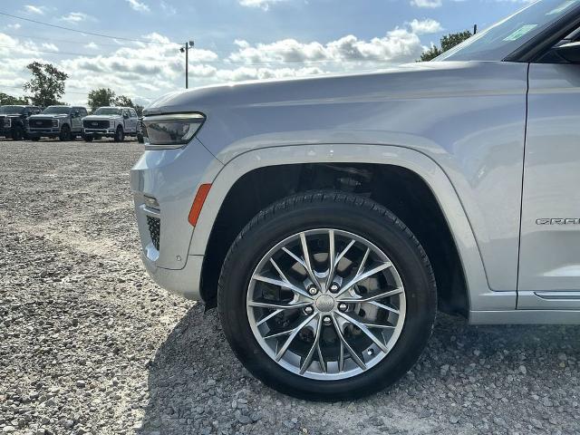 2023 Jeep Grand Cherokee Summit 4x2