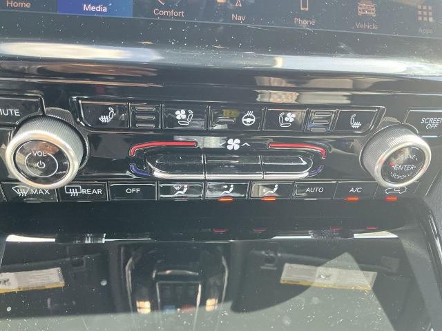 2023 Jeep Grand Cherokee Summit 4x2